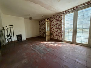 Photo 7- click for photo gallery